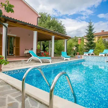 Villa Pleasant Valmonida With Pool, Sauna, Gym And Bbq