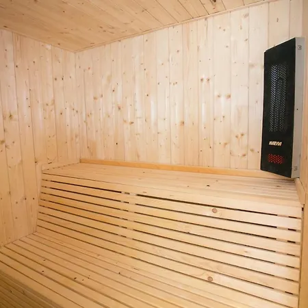 Pleasant Valmonida With Pool, Sauna, Gym And Bbq Villa Žminj