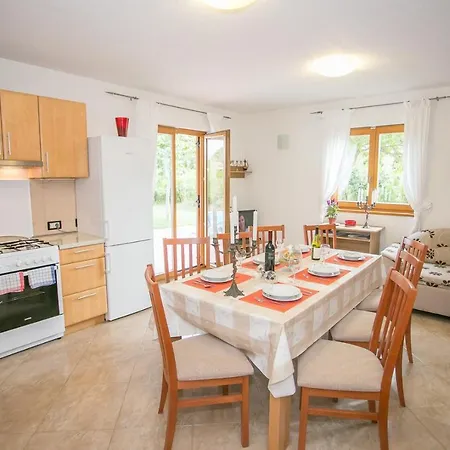 Villa Pleasant Valmonida With Pool, Sauna, Gym And Bbq