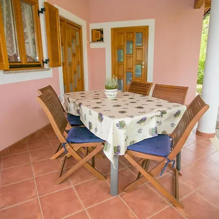 Pleasant Valmonida With Pool, Sauna, Gym And Bbq